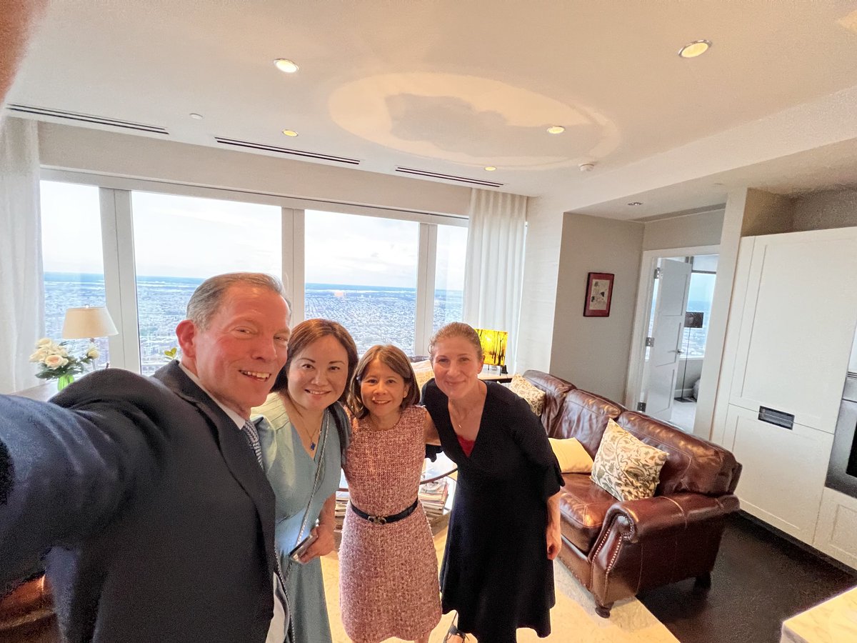 Love #OTOMTG22 for not only the exchange of ideas but the international camaraderie. Thanks ⁦<a href="/ElinaToskala/">Elina Toskala-Kennedy</a>⁩ for hosting!