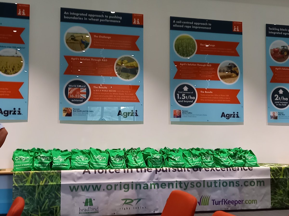 Great turn out for the first day of @OAS_TurfScience golf research days <a href="/OriginAmenity/">Origin Amenity Solutions</a> <a href="/SymbioUK/">Symbio</a>