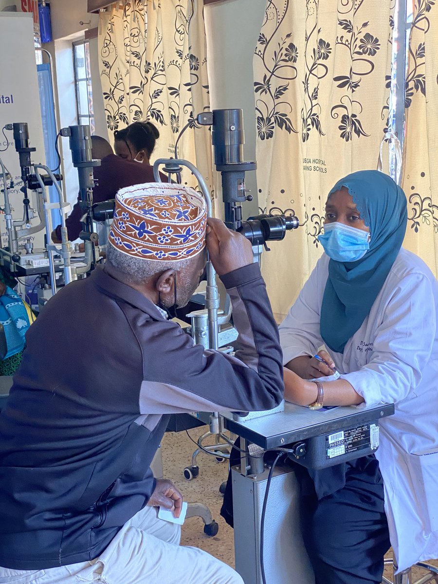 medopticsltd's tweet image. Over 700 people served yesterday at @LubagaHospital #EyeCamp. Due to the overwhelming numbers, registration is now closed. 

#CherishTheGiftofSight #ServiceWithLove #CataractSurgery