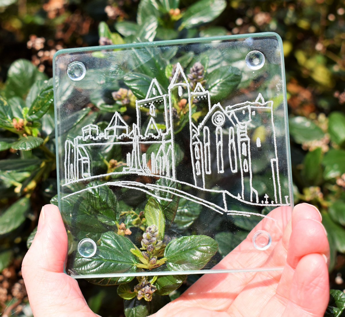CelticKirri's tweet photo. Certain places in Ireland that have always captured my heart. So I've captured their image on these hand engraved glass coasters.
Choose from the Rock of Cashel:
https://t.co/wUYvuyTfcp
or Clonmacnoise:
https://t.co/GF2RnKkAZP
#IrishScenes #IrelandGifts #IrishRoots #EtsyStore https://t.co/Ki7GQFBeoa