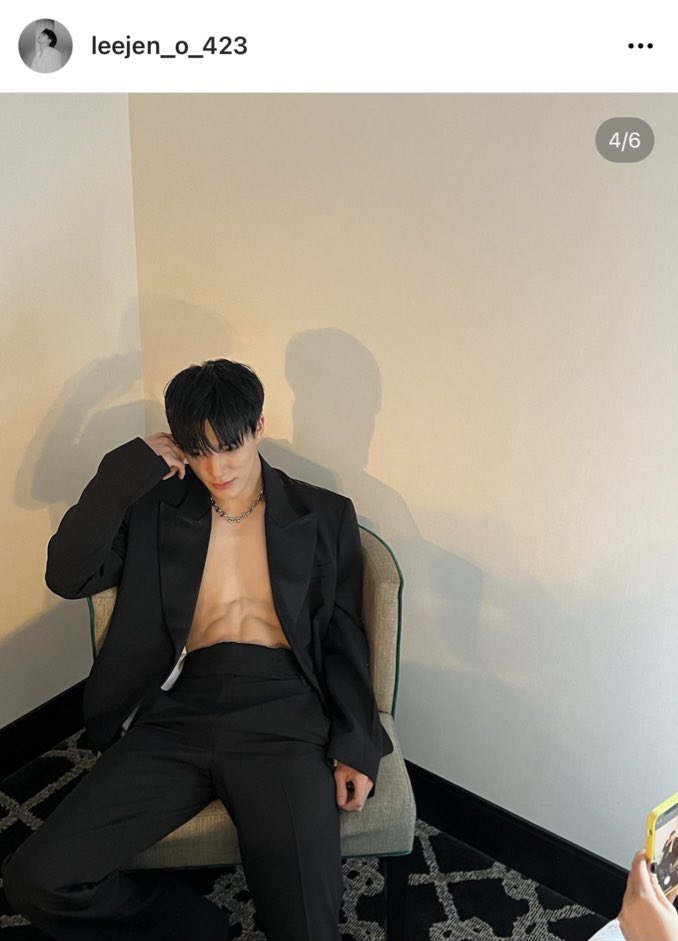 heartuebeam's tweet photo. อยู่นิวยอร์ก😎💪            กลับเกาหลี🥺😭 https://t.co/LzTm7Toz2t