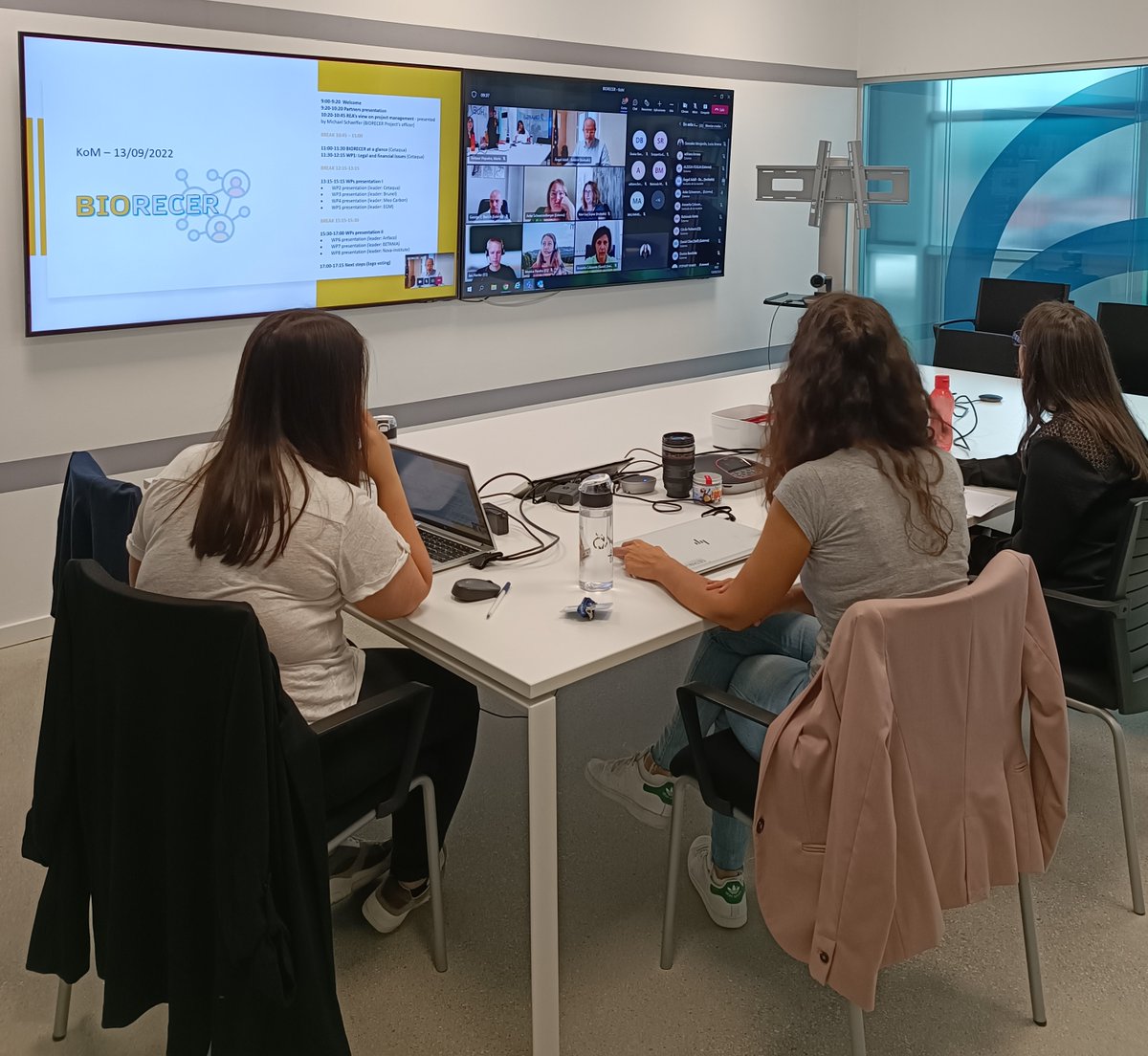 TeresaAlvarino's tweet photo. The #Biorecer project, coordinated by @Cetaqua, is starting with the virtual KOM. This #HorizonEurope project promotes the #bioeconomy ♻️, through the sustainable use of secondary raw materials by the bio-based industry.
We wait for all of you in October in Santiago!!! https://t.co/OcNOGk3MV7