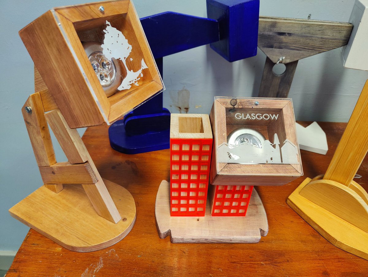 Missmcglone1's tweet photo. From modelling to near completion. The progress of the @Shawlands_DET DM Glasgow inspired abstract LED lamps. @ShawlandsAcad
#tradestonbridge #irnbru #charlesrenniemackintosh #glasgowcrest #finnestoncrane #redroadflats #riversidemuseum #Gomaglasgow #Glasgow #peoplemakeglasgow https://t.co/L1R3jSaaha