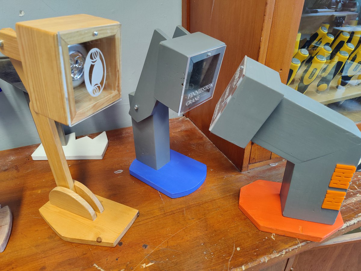 Missmcglone1's tweet photo. From modelling to near completion. The progress of the @Shawlands_DET DM Glasgow inspired abstract LED lamps. @ShawlandsAcad
#tradestonbridge #irnbru #charlesrenniemackintosh #glasgowcrest #finnestoncrane #redroadflats #riversidemuseum #Gomaglasgow #Glasgow #peoplemakeglasgow https://t.co/L1R3jSaaha