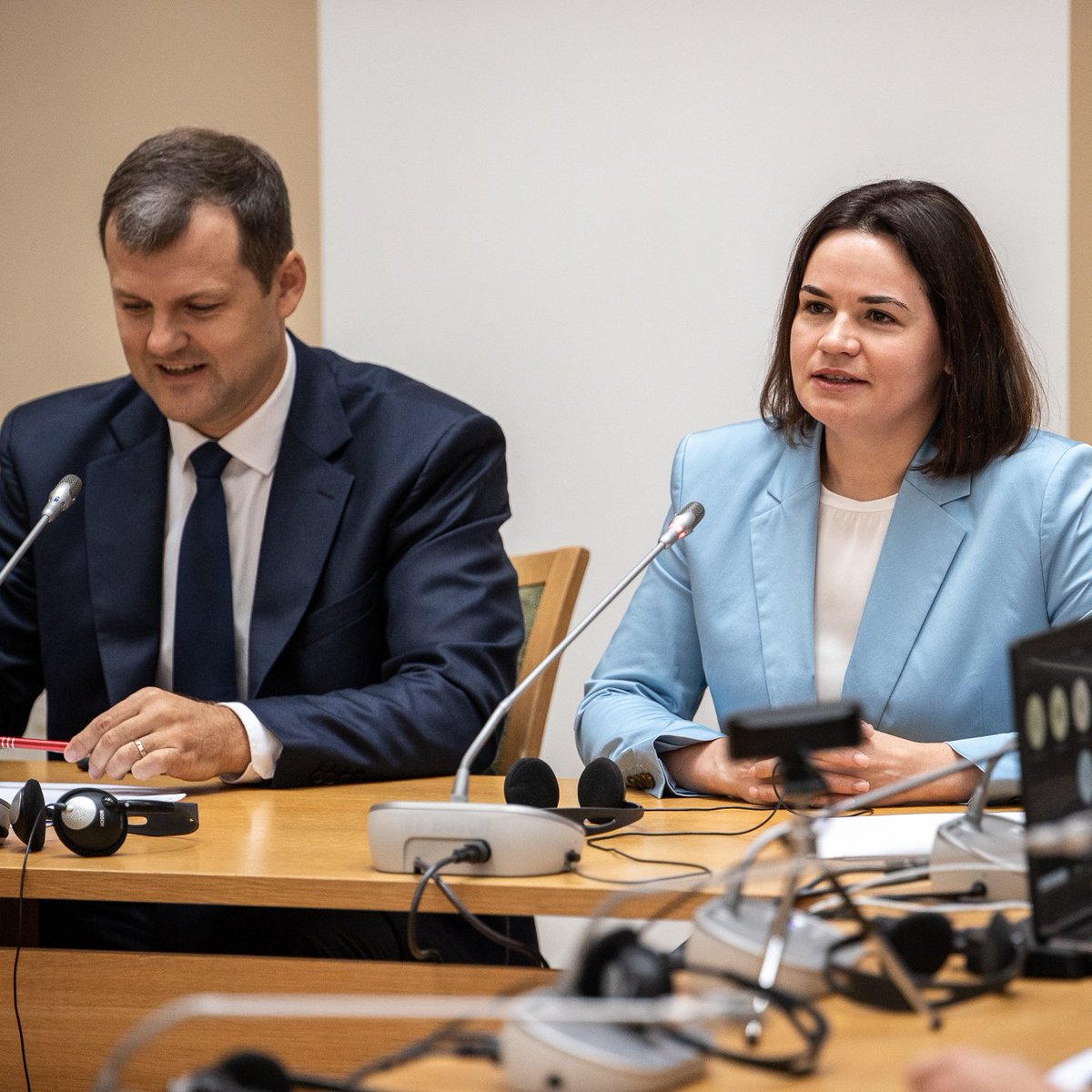 Tsihanouskaya's tweet photo. I started my day by meeting Social Democrats #LSDP in @LRSeimas. I am glad that Belarus unites all parties in 🇱🇹. We agreed to work together on supporting political prisoners & repressed trade unions. I also suggested that deputies can offer internships to young Belarusians. https://t.co/NzBCzjTgzG