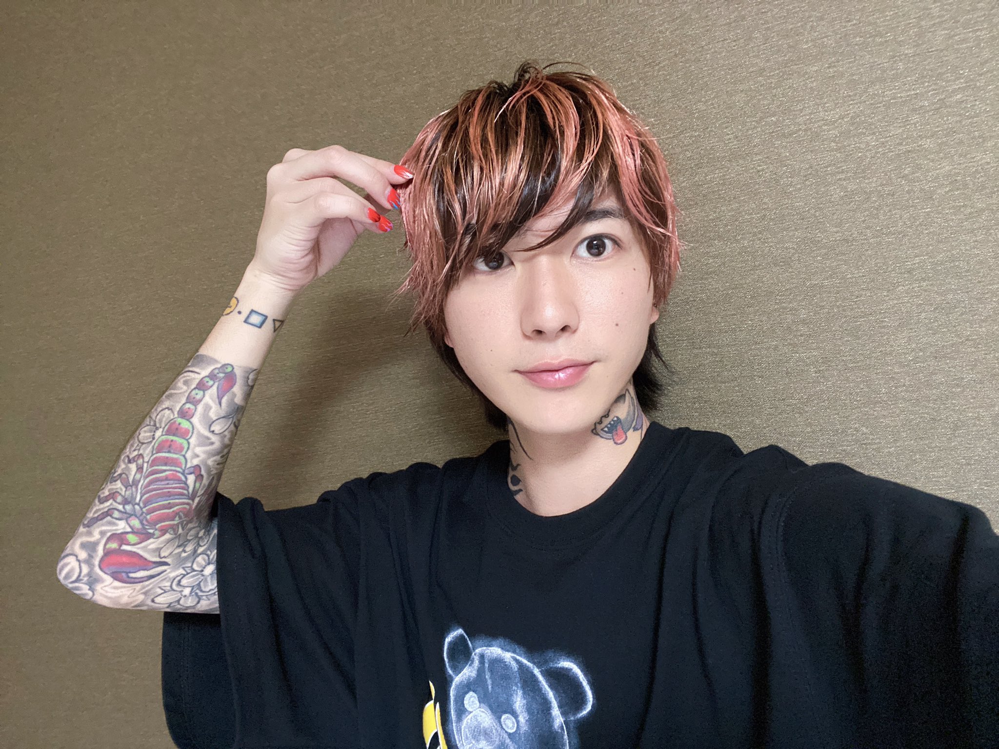SALE/95%OFF】 レペゼンフォックス DJまる 抱き枕