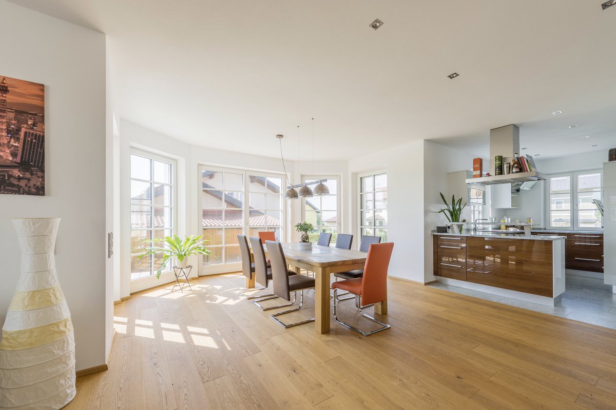 JohnKnightGlass's tweet photo. Here is an example of stunning #Internorm windows. Providing low u-values & competitive noise reduction levels, helping to keep the home warm & comfortable. Come & see examples in our #glazing #showroom #heswall #passivehouse https://t.co/x1U5yWgkt0 https://t.co/WxGcomfI9j