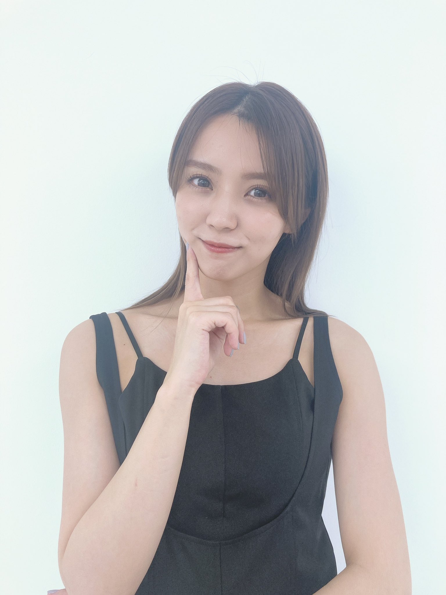 ✨100%本物‼️✨公式サイト掲載✨小林由依さん 制服衣装ver直筆サイン‼️✨ 小林由依（櫻坂46）2nd写真集『意外性』10月4日発売《@Loppi