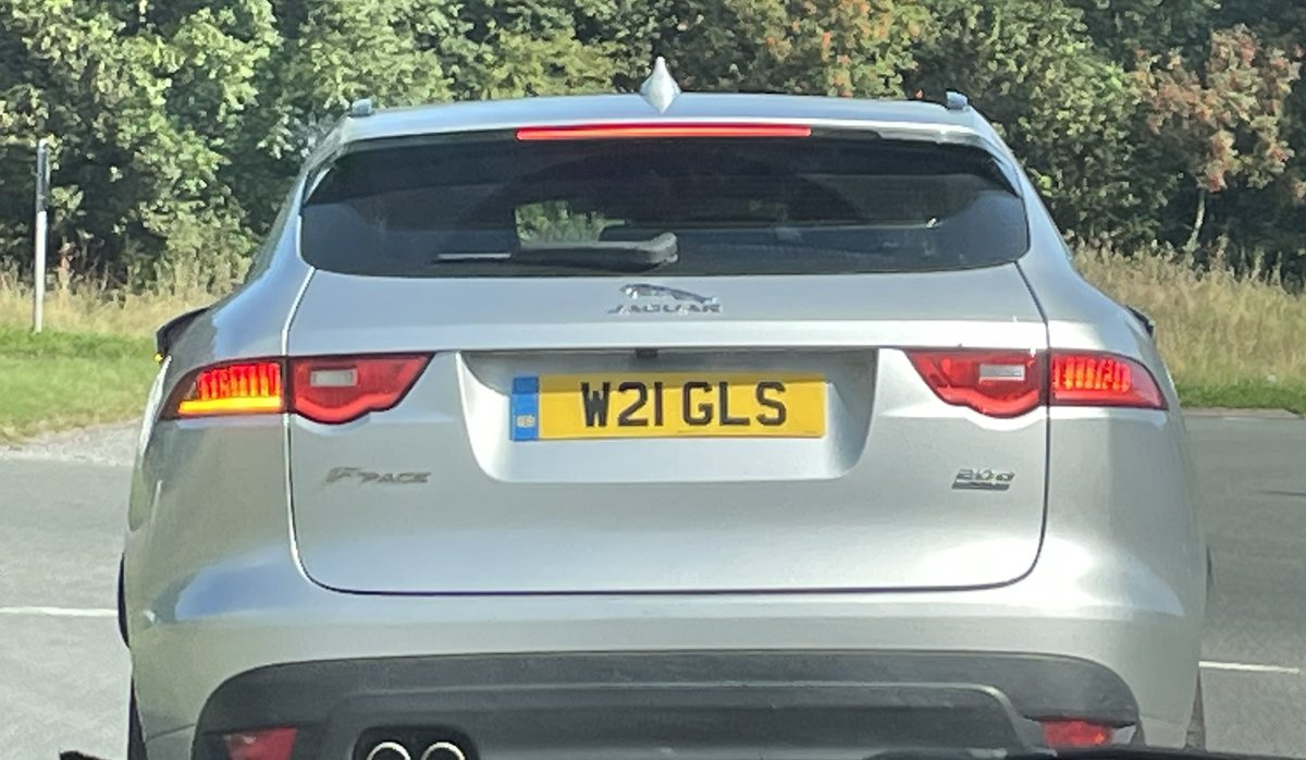 UkBad's tweet image. Stupid person pulls out of junctions without looking and trundles before finally finding the accelerator. 

#BadDriver #BadDriving