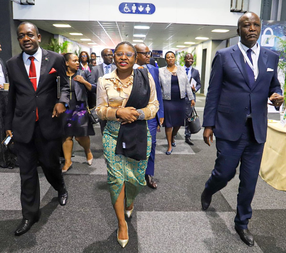 CommsZA's tweet photo. Minister of #CommsZA, #Khu_Ntshavheni with the Minister of Information and Communication Technology in Namibia, H.E Dr Peya Mushelenga and Minister of Technology and Science in Zambia, H.E Felix Mutati leading the way at #GovTech2022. https://t.co/vz41BtJToJ