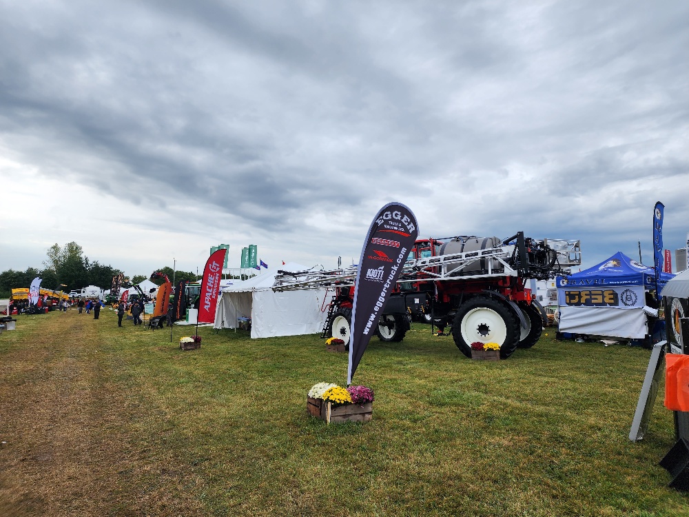 Egger_Truck's tweet photo. Come visit us and the team from Apache Sprayers at booth SM-733 at the Canadian Outdoor Farm Show in Woodstock!

#COFS2022 #OntAg #AgMoreThanEver @Apache Sprayers Canada @apachesprayers #EggerTruck #ETSprayers https://t.co/xxsGI89rrZ
