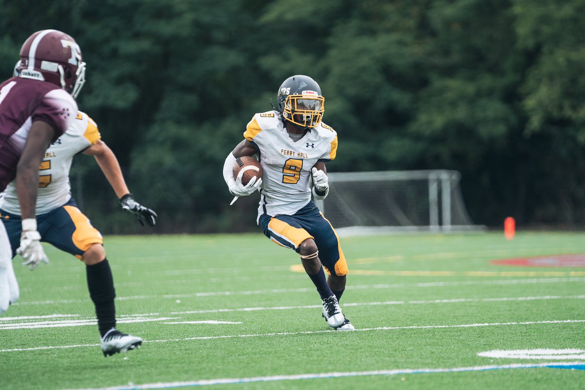 titaniumvisuals's tweet image. 🏈🏈