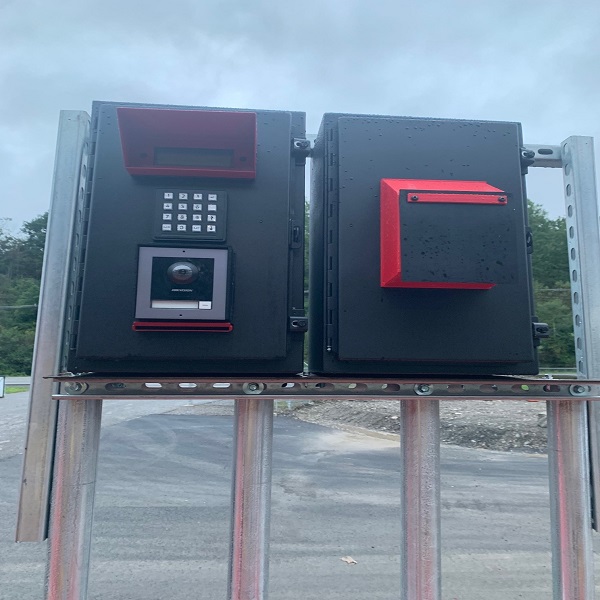 InterfaceLogic's tweet image. Contactless Truck Scale Ticketing System. 
ILS offers an Audio/Video Intercom System to permit contactless interaction between drivers and scale operators. #truckscaleticketing  #bulkweigh #weighingmadeeasy #truckscalekiosk #intercomsystem bit.ly/3Bh5sGB