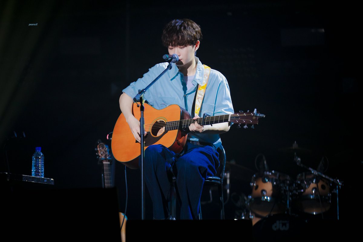 PEANUTWASLIFE's tweet photo. 현상아 생일축하해💓
#현상이의_스물다섯_마법에_머물기를 https://t.co/jKVp0o4SYR