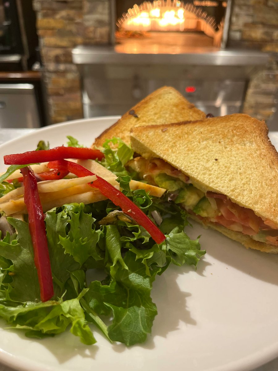 LandisHomes's tweet photo. The new week brings new delicious menu items at the Owl Hill Bistro at Landis Homes. This week features a Tex-Mex spin on many of the entrees. Stop by to try Tacos ala Pastor, Jicama and Red Pepper Slaw, Taco Pizza, and more! https://t.co/nMJIYuCGLI