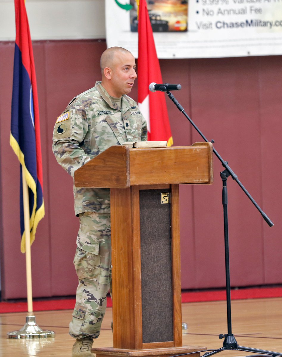 29thID's tweet image. Lt. Col. Michael J. Esposito assumed command of the Fort Belvoir-based Headquarters and Headquarters Battalion, 29th Infantry Division, from Lt. Col. John R. Roche in a change of command ceremony Sept. 11, 2022, at Fort Belvoir, Virginia.