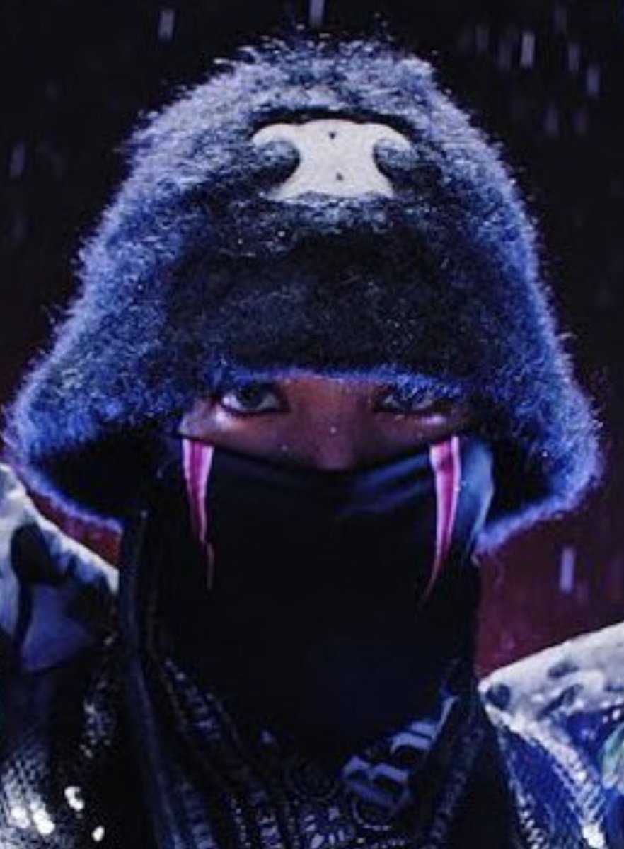 LaliceUpdates's tweet photo. pink venom f. mask? 

SHUT DOWN MV TEASER
#Day3ToBORNPINK 
#LISA #LALISA #MONEY 
#LISAXCELINE @celineofficial https://t.co/xMVOCUyEBN