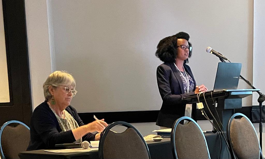 M_Mafuyeka's tweet photo. Another #PricelessSA presentation @PublicHealthSA by Winfreda Mdewa on “a cost effectiveness analysis of maternal multiple micronutrient supplementation in South Africa”
#PHAS2022 #buildingbackbetter #PricelessSA https://t.co/AQgKgZb2rX