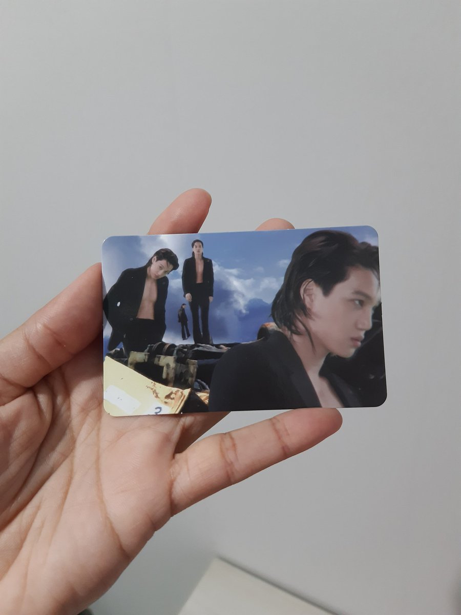 arhrmyjo95's tweet photo. Vendo card Kai - first mini album https://t.co/9kqWQJQEe4