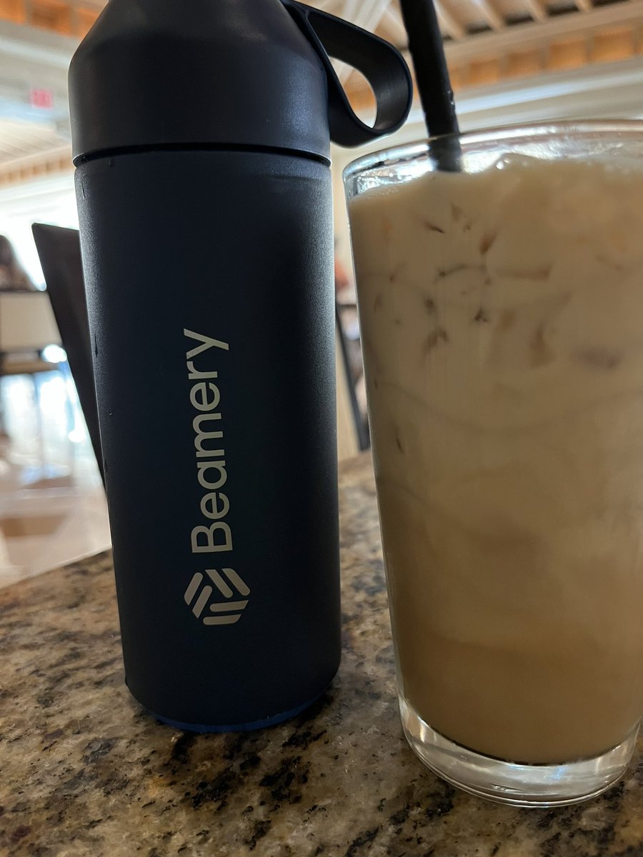 ahmarketer's tweet image. Double down before the start of #successconnect today!  Stop by @BeameryHQ booth PA213