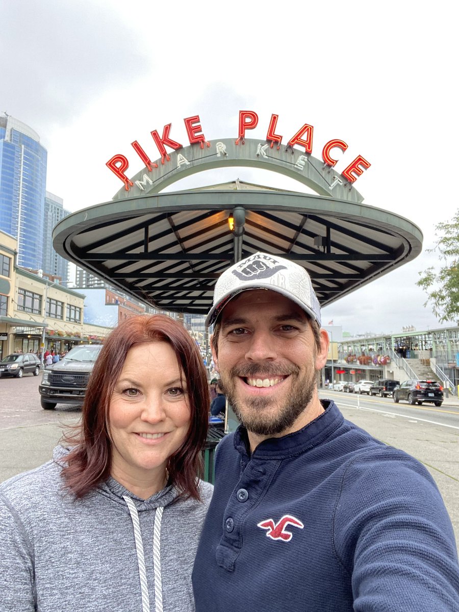 ListenThroughMe's tweet image. About 1 week into my sobriety here. Love when I get to travel with my wife, and now I get to actually enjoy it instead of just worrying about how drunk I can keep myself without her knowing… 😔 So happy that life is behind me! 🤘🤙💙 #RecoveryPosse @JoyFine55535979