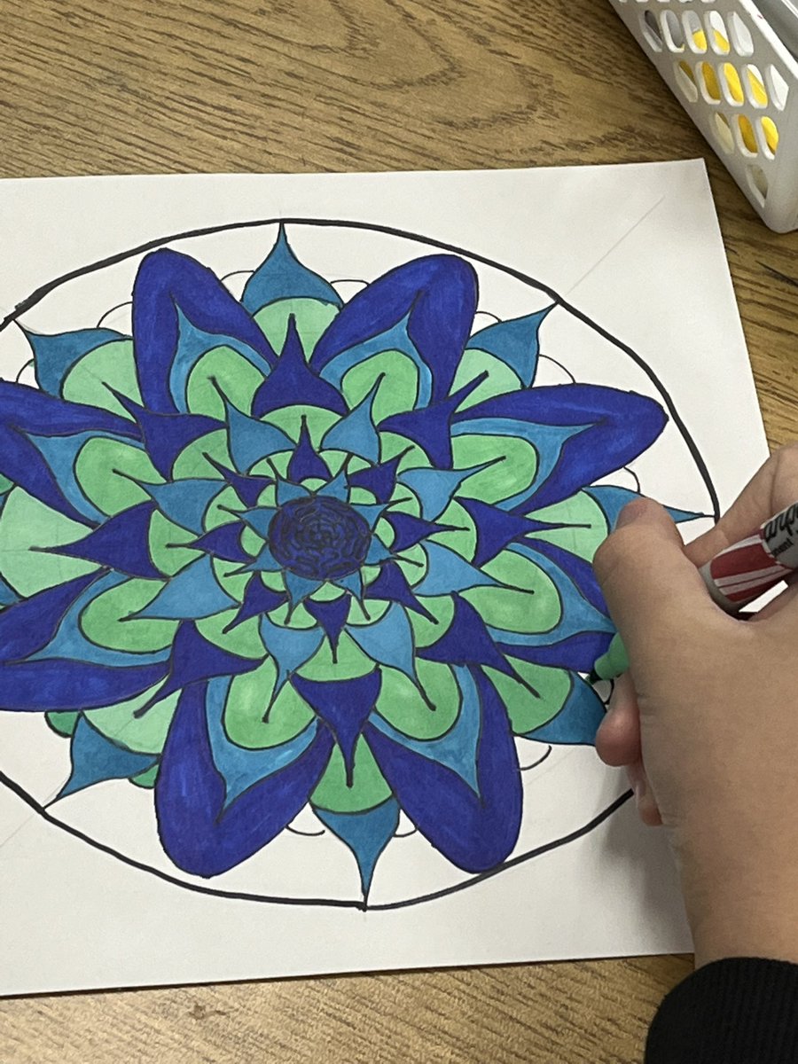 cmrilling's tweet photo. We love the focus needed for Mandala artwork! These MES 5th graders inspire me! @meshornets @MarcumLA https://t.co/tJCsfJsmFO
