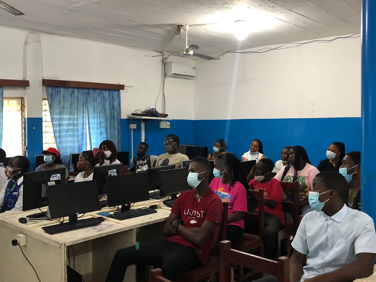 Loop Academies tweet media