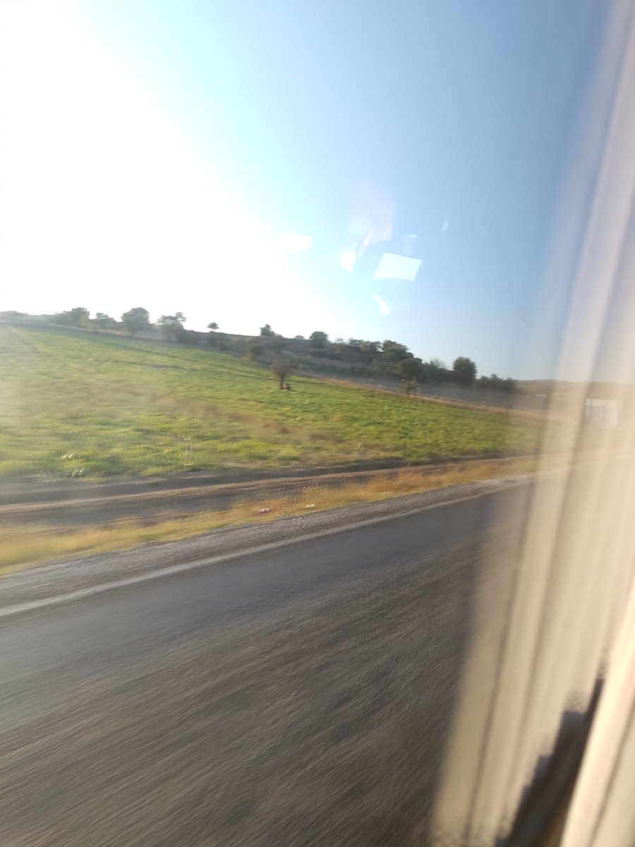 Yine düştük yollara.