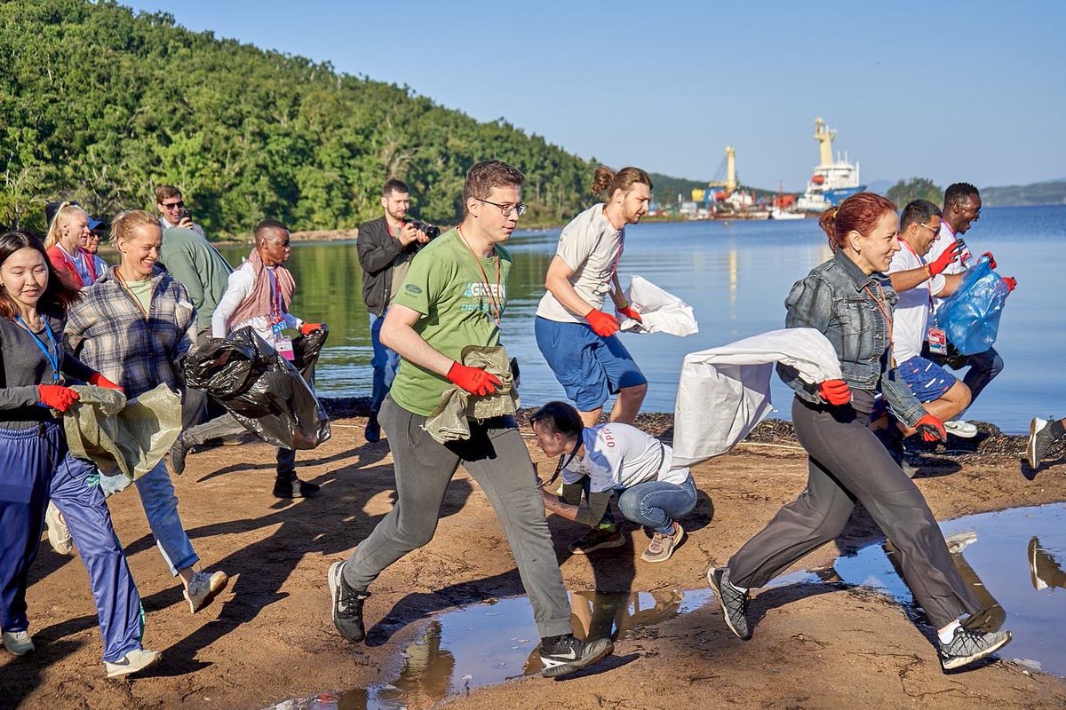 Friends for Leadership tweet media