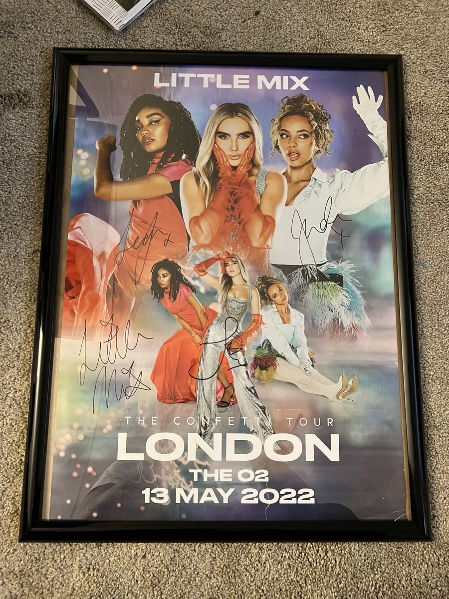 Finally framed this thing #ConfettiTourLondon