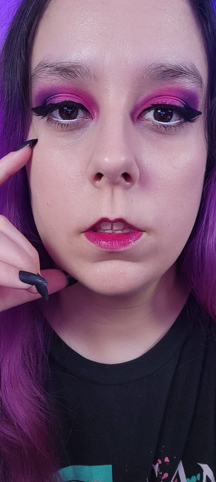 Messing around taking selfies on stream🤳 Peep the blooper https://t.co/O5VChy6j1b<a href="/tag/lingerie"class="tags"><span>#lingerie</span></a><a href="/tag/photooftheday"class="tags"><span>#photooftheday</span></a><a href="/tag/model"class="tags"><span>#model</span></a><a href="/tag/picoftheday"class="tags"><span>#picoftheday</span></a><a href="/tag/cute"class="tags"><span>#cute</span></a>
