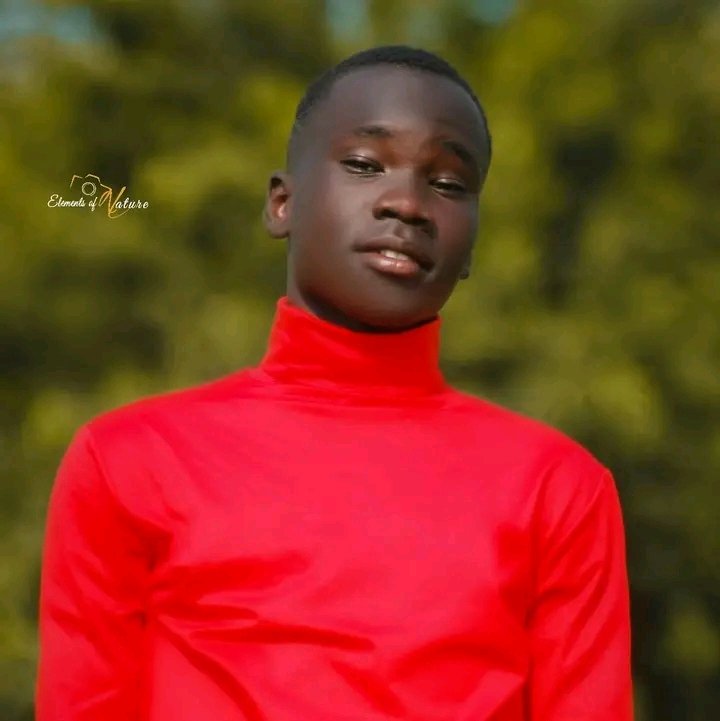 Hello can we chat on WhatsApp
