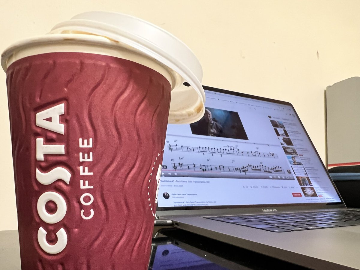 hhyouthjazz's tweet photo. Nice surprise from @HHMusicDerby to help sustain me through some early morning jazz lessons @derbygrammar - love a bit of #dickoatts #transcription at 8am!!! Please do reach out to me if you have a young person who’d like to explore the jazz world! https://t.co/RNCHpXNr4k