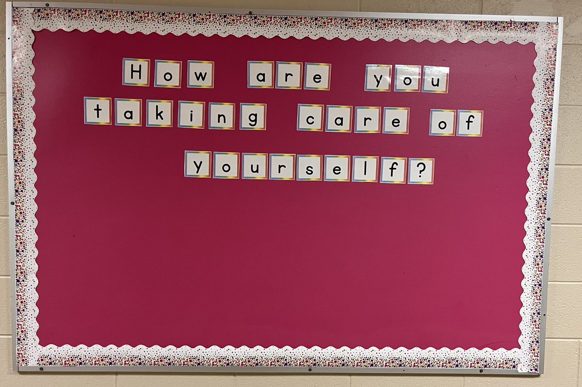 New bulletin boards ✅
<a href="/PrincipalLove1/">Shannon Love</a> #SEL #feelings #returntoschool