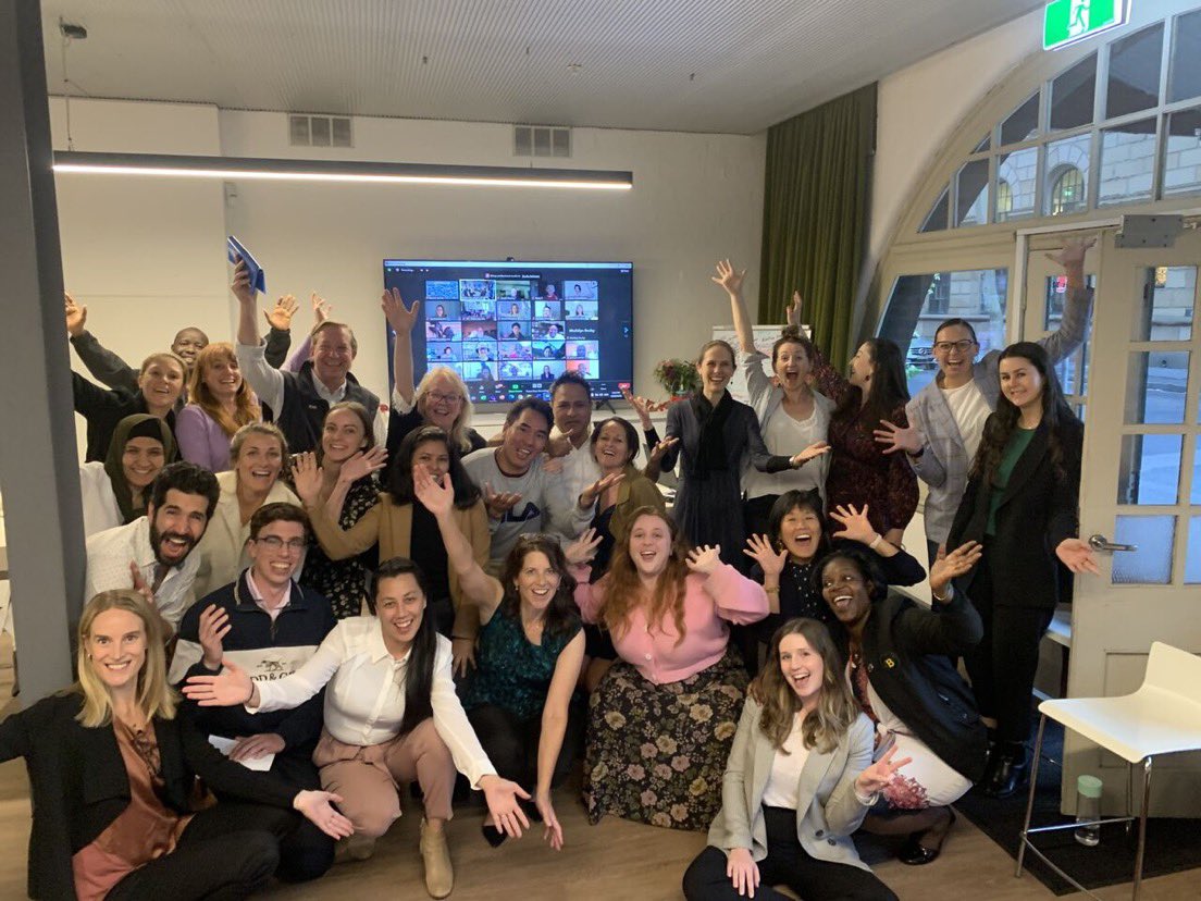 AudetteExel's tweet photo. We are having so much fun that we feel slightly guilty. 😂
#BusinessForPurpose #WeAreAllConnected #StrategySessions #TakeThatCOVID #WeCanChangeOurWorld @AdaraGroup https://t.co/J4UORCi0dz
