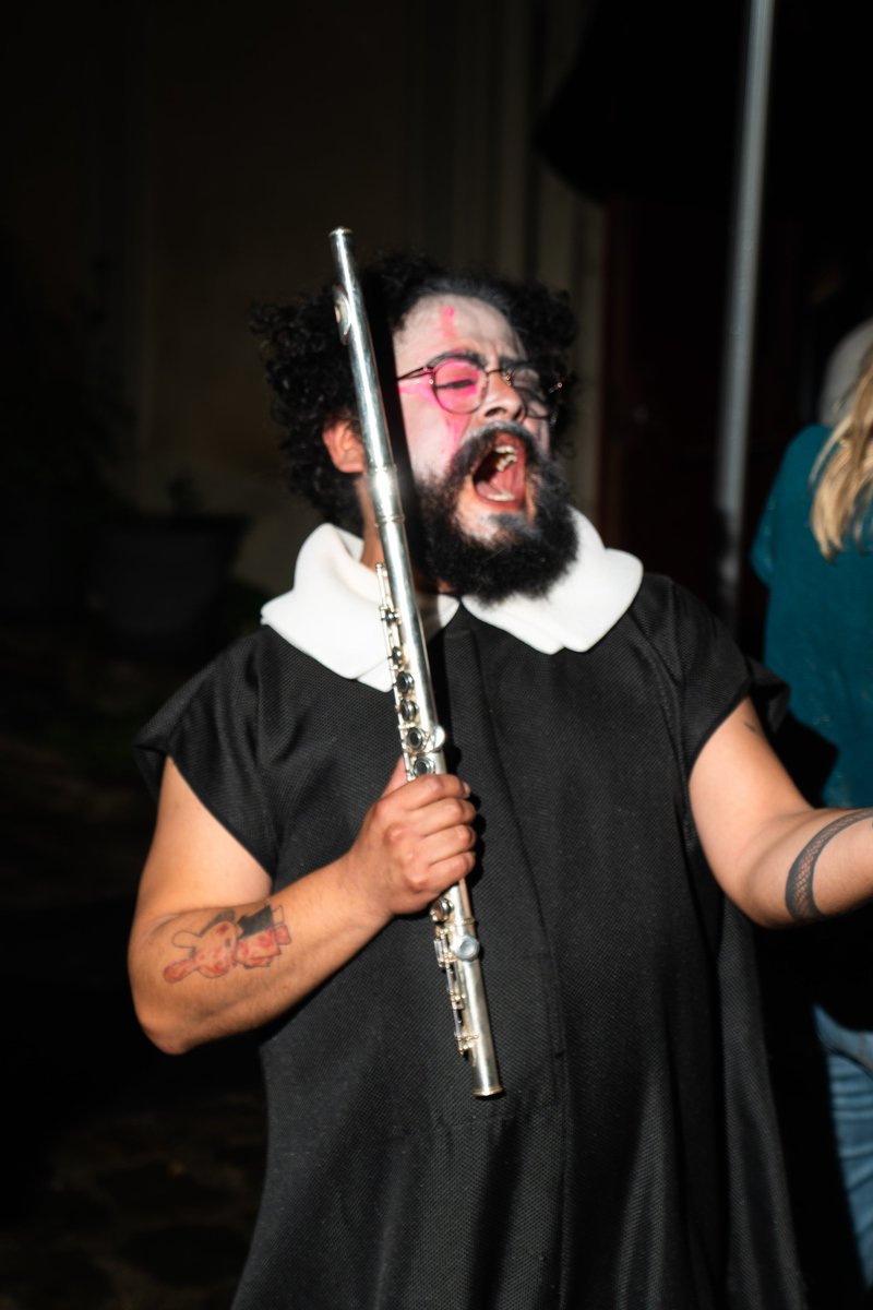 Moon Cabaret tweet media