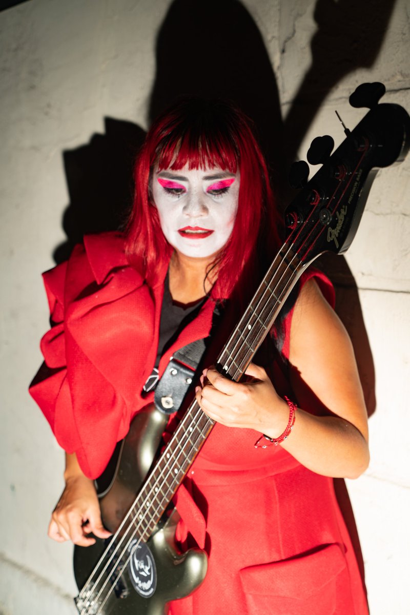 Moon Cabaret tweet media