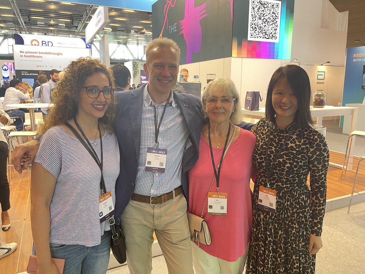 TzeWah1's tweet photo. Such a great meeting @cirsesociety #CIRSE2022 #Friendship #mentorship #research #collaboration @ragsxray @iradsurgeon @grounds4riots @elisalausw @VinsonChan @MaureenKohi https://t.co/md48c2nA6E