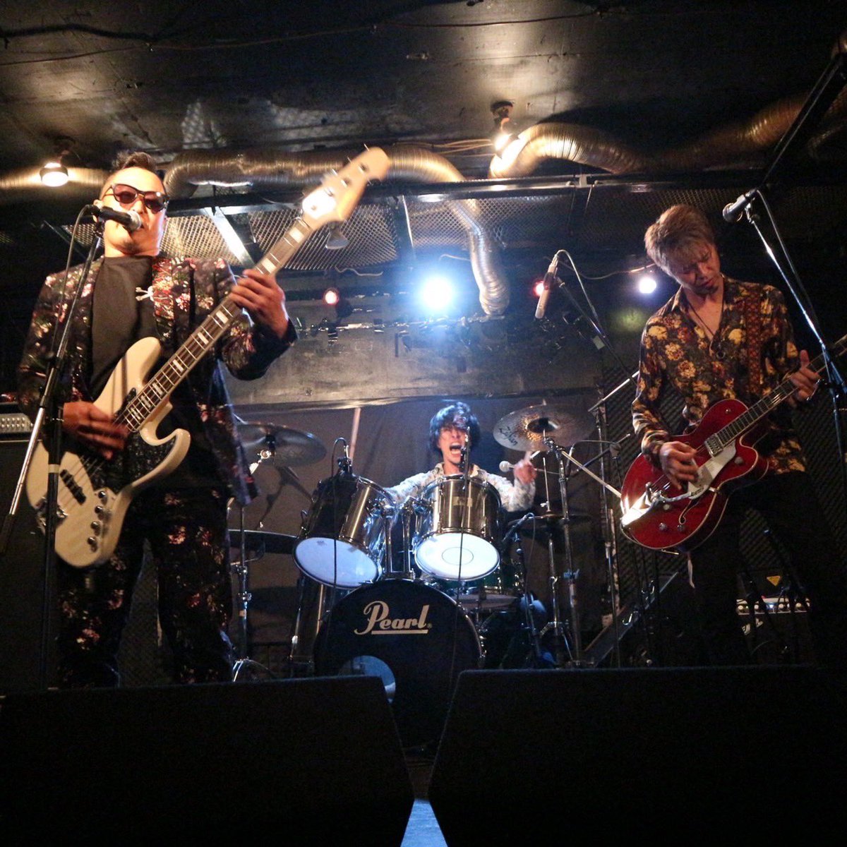 BugGround's tweet image. 9月11日諫早裸蛇ライブ🔥

アラタさん、来てくださったお客様、裸蛇のみなさま、対バンのみなさま
ありがとうございました！

楽しかったです！

いつもライブに来てくれるお友達(@anone88sonone )さんからたくさん素敵な写真いただきました✨️
ありがとう😊♡