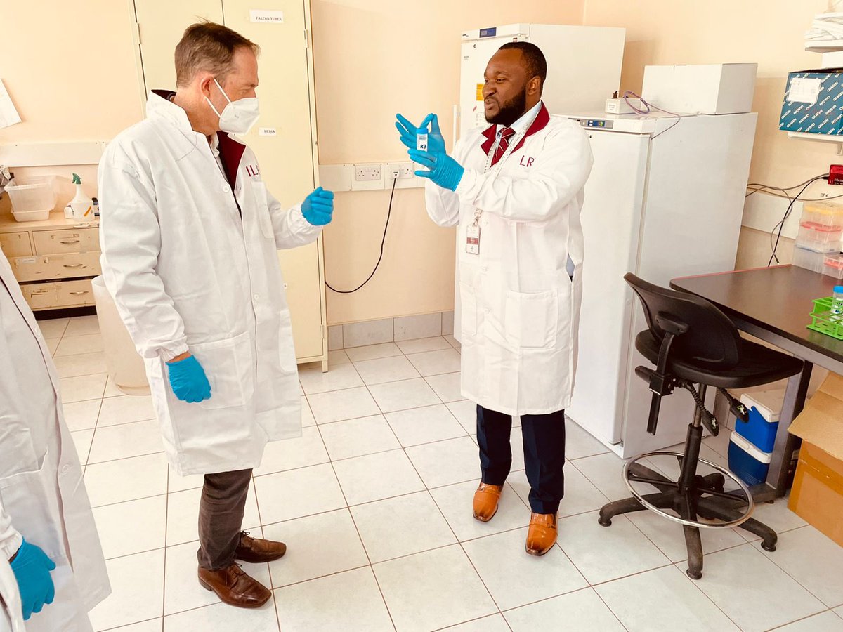 Amos_L_Mhone's tweet photo. A visit by the @IDRC_CRDI Director of climate resilience food systems to @ILRI,we showcased some of the work on #AMR reduction using #bacteriophages https://t.co/CcCIVz7N4O
