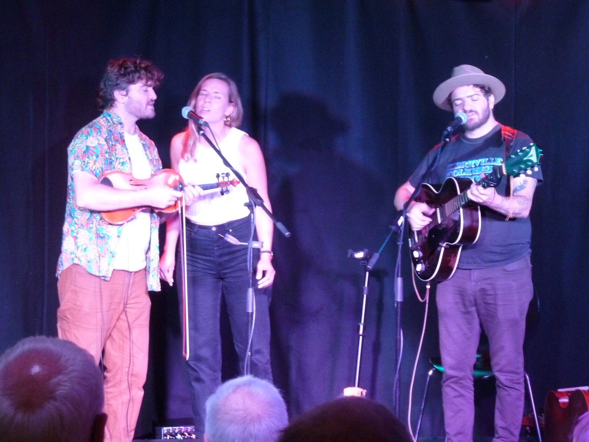 GB Audio (@gbaudiouk) on Twitter photo Beautiful vocal harmonies from The Brother Brothers with Hannah Read, last night at #Soundhouse
<a href="/SoundhouseOrg/">Soundhouse Org</a> <a href="/thebrobros/">The Brother Brothers</a> <a href="/readHannah/">Hannah Read</a> <a href="/traversetheatre/">Traverse Theatre</a> #BrotherBrothers #HannahRead #SoundhouseOrg #vocalharmony #edinburgh #TraverseTheatre #soundmixbygrahambodenham Beautiful vocal harmonies from The Brother Brothers with Hannah Read, last night at #Soundhouse
<a href="/SoundhouseOrg/">Soundhouse Org</a> <a href="/thebrobros/">The Brother Brothers</a> <a href="/readHannah/">Hannah Read</a> <a href="/traversetheatre/">Traverse Theatre</a> #BrotherBrothers #HannahRead #SoundhouseOrg #vocalharmony #edinburgh #TraverseTheatre #soundmixbygrahambodenham