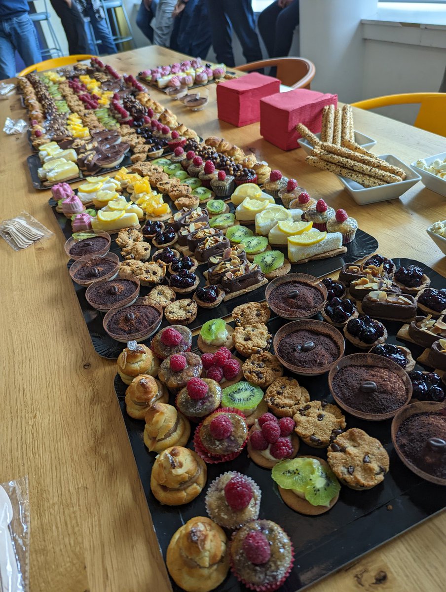 Quel scandale de faire travailler ses enfants ! Je vais appeler l'assistance sociale !! 😁😁 <a href="/MichelSocoliuc/">Michel S</a>