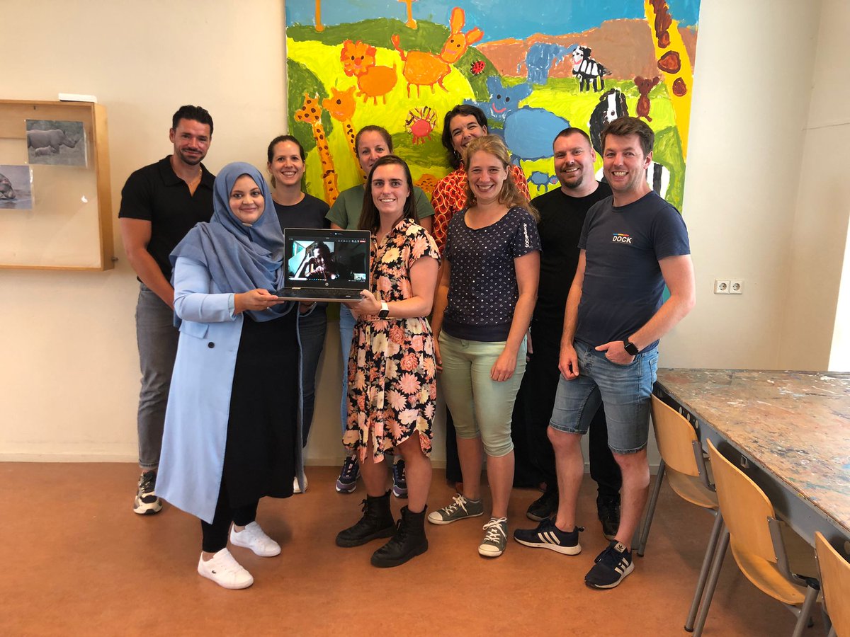 Een aantal van de Vreedzame Wijk coördinatoren uit Utrecht.
💞🤸🏽‍♀️🤸🏻🌈🌍🦋🙏🏽
#vreedzamewijk #vreedzamestad #vreedzaamutrecht #verbinden #overbruggen #dockutrecht
#inclusie #vreedzaam #democratischburgerschap #positiefontwikkelklimaat #ikiswij