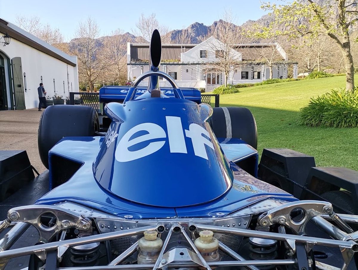 fmotormuseum's tweet photo. We’re soaking up the Spring sunshine on a routine maintenance run with the F1 and F2 vehicles today
.
#franschhoekmotormuseum
#franschhoek
#motormuseum
#fmm
#f1
#f2
#carmuseum
#racecar https://t.co/rQjOT31nXQ