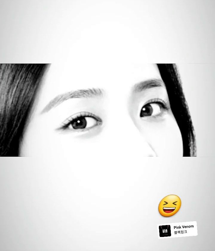 haesooae's tweet photo. one more photo and we will have that 4pics one actress to go 🖤🤍 https://t.co/iAVx5dBRbC