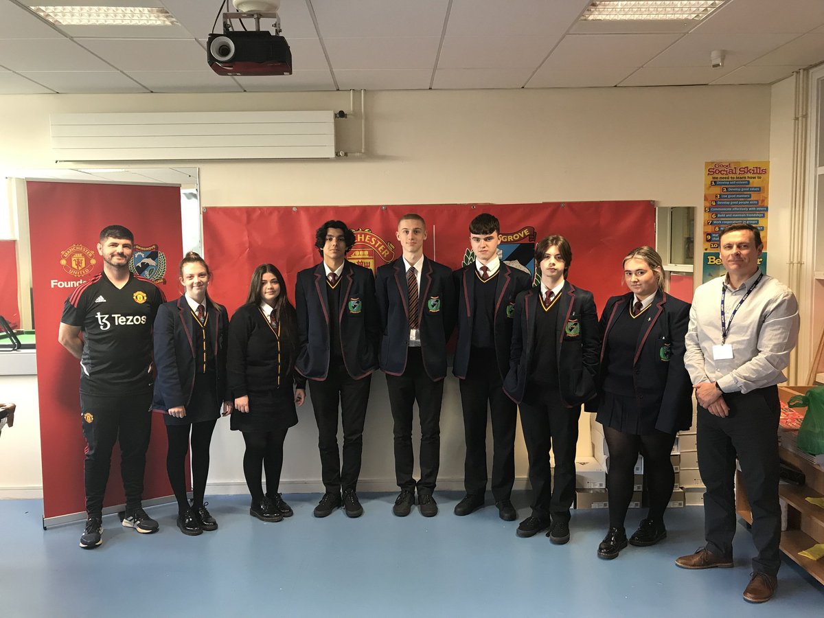 Careers@OIntegrated (@oic_careers) on Twitter photo Here are some members of our new volunteer team who will help our <a href="/MU_Foundation/">Manchester United Foundation</a> officer deliver programmes in school this year <a href="/OIntegrated/">Oakgrove IC #learnbelieveachievetogether</a> <a href="/UlsterFlexEd/">Flexible Education</a> Here are some members of our new volunteer team who will help our <a href="/MU_Foundation/">Manchester United Foundation</a> officer deliver programmes in school this year <a href="/OIntegrated/">Oakgrove IC #learnbelieveachievetogether</a> <a href="/UlsterFlexEd/">Flexible Education</a>