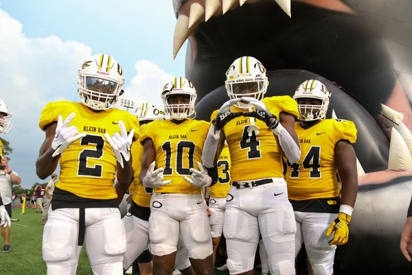 Mckinleywilson_'s tweet photo. They still sleep , We about to Turn it up some more ! 2-0 @KLEINOAKFB #wontfold #4Hunting #Oak https://t.co/JxIw0hHymN