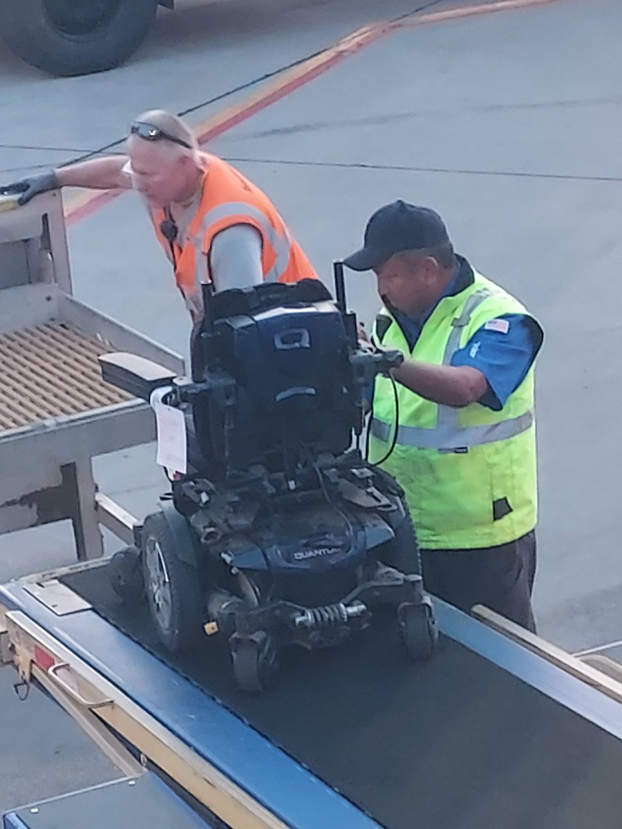 NeenaNizar's tweet image. My chair is loaded up. I wish everyone cared for my chair the way the ground staff do in @OMAairport  @SouthwestAir pleaseeeee take care of my legs until I arrive in San Diego.