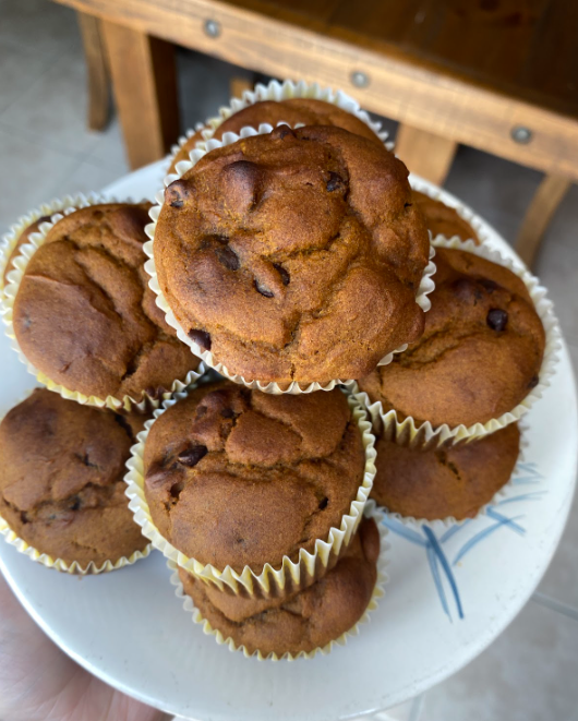 1 in 100 have Celiac disease worldwide an autoimmune disease that causes damage in the small intestine from eating gluten! They stick to a GF diet. 
✔️ try rice, coconut, or GF all purpose flour
❌ avoid wheat, rye, &amp; barley foods
Celebrate this fall w/ GF pumpkin muffins.