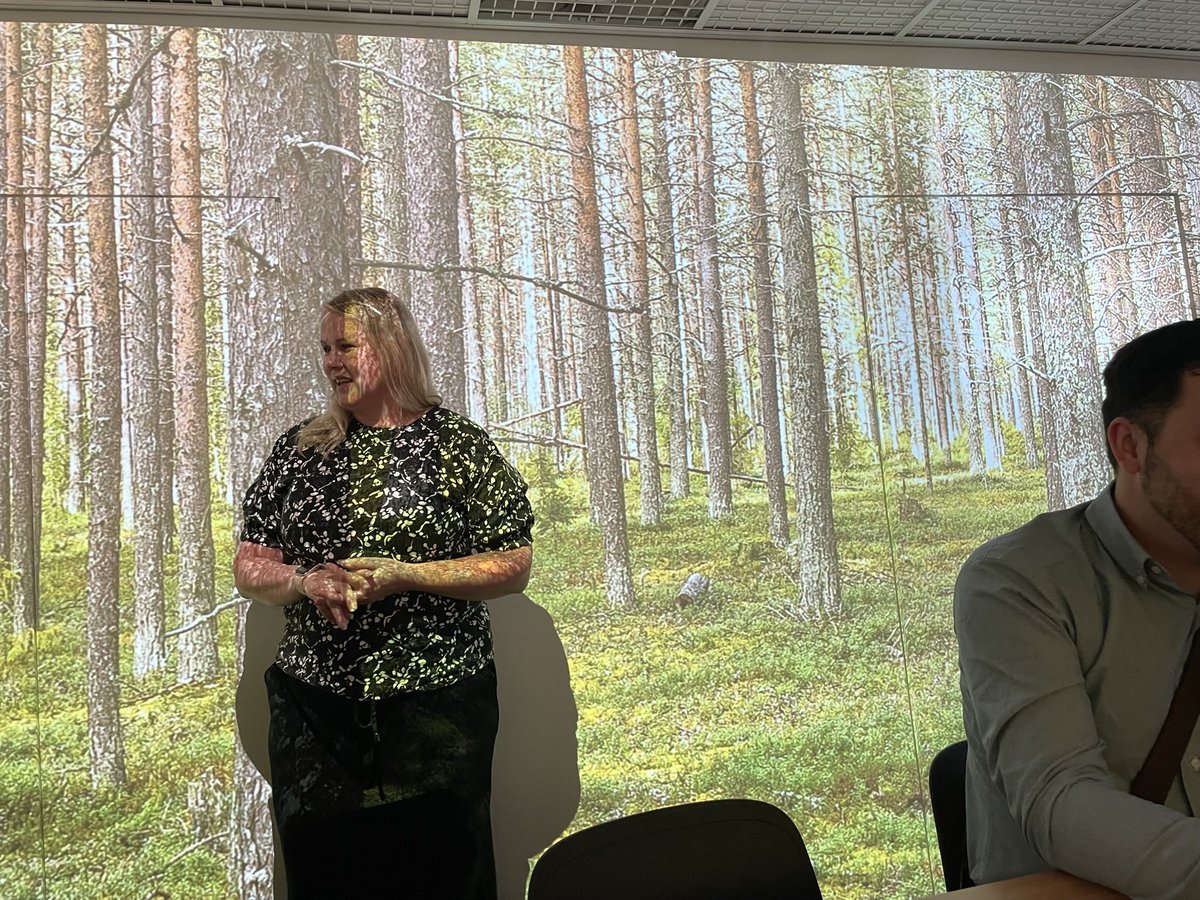 LoneBreJ's tweet photo. Great visit to the Flavoria consumer research lab ahead of #EuroSense2022.
#flavoria #placeexperience #multidisciplinarity https://t.co/FqBZkMScS7
